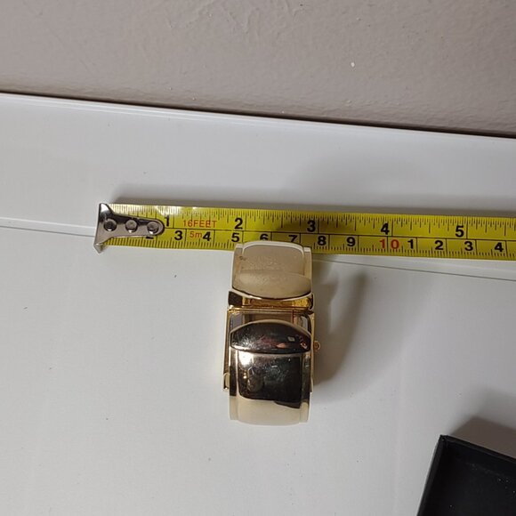 Small 5.5 Inch Xanadu Gold Tone Cuff Watch - Picture 10 of 10